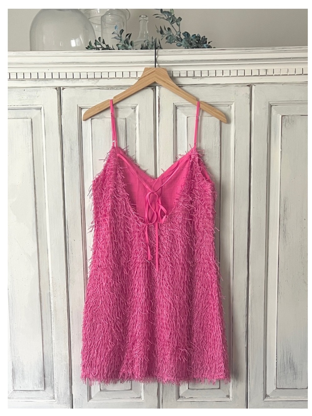 🟠NWT MAIN STRIP Feather-Textured Spaghetti Strap Mini Dress in Barbie Pink - Picture 4 of 7